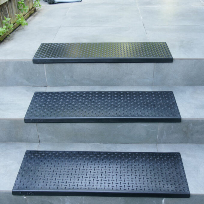 Black color “Diamond-Plate” textured surface enhances traction and attractiveness