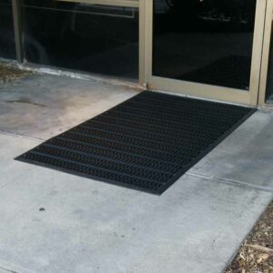 Black Color Commercial Entrance Mat, Promotes Safety and Slip-Protection good for outdoor