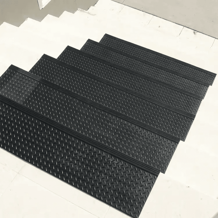 Diamond Tread Pattern Garage Flooring - Commercial Grade - 5' x 10